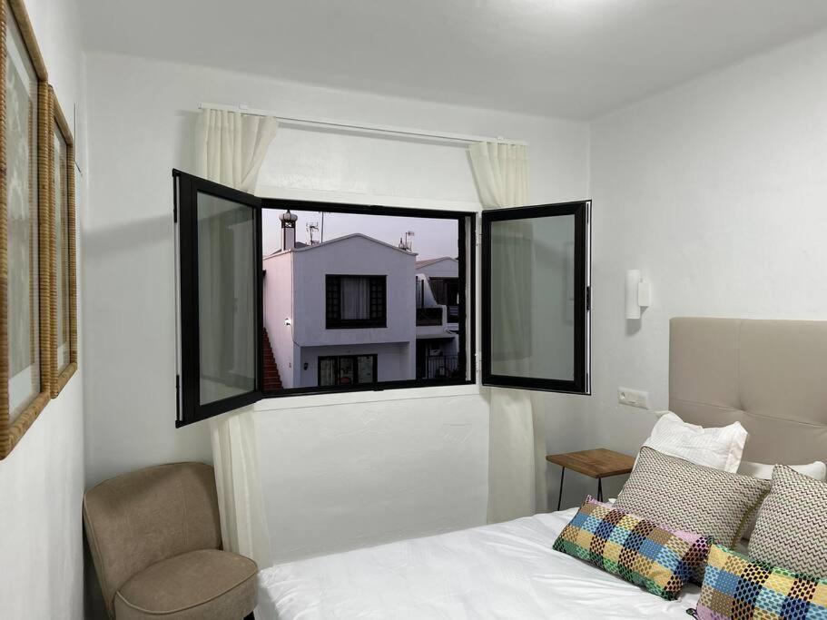 Moderno Apartamento Cerca Al Mar Tias Exterior photo